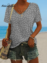 🔥Best Match🔥Women's Hawaiian Vacation Print Casual V-Neck T-Shirt