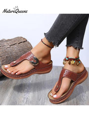 Women's Round Head Hollow Out Metal Buckle Comfortable Herringbone Slippers