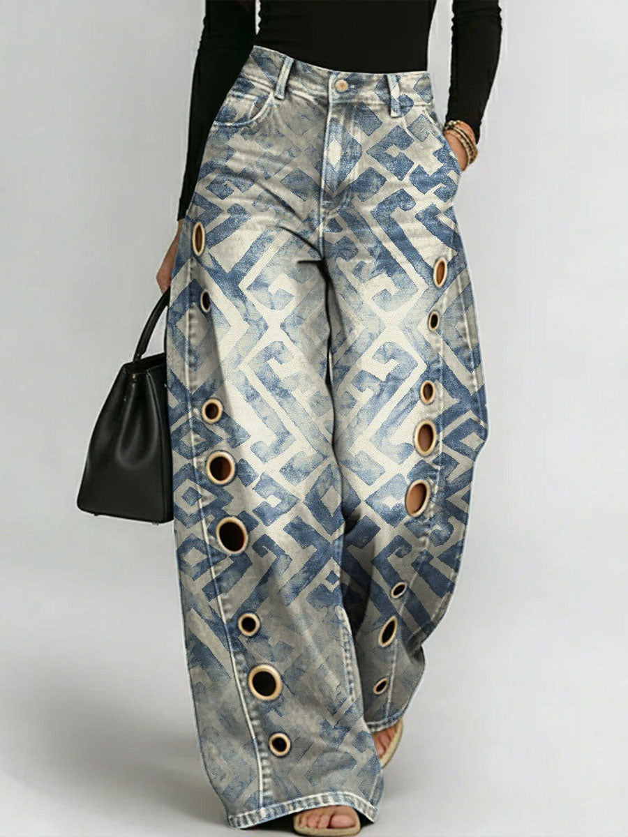 Women's Retro Geometry Print Casual Fashion Cutout Jeans