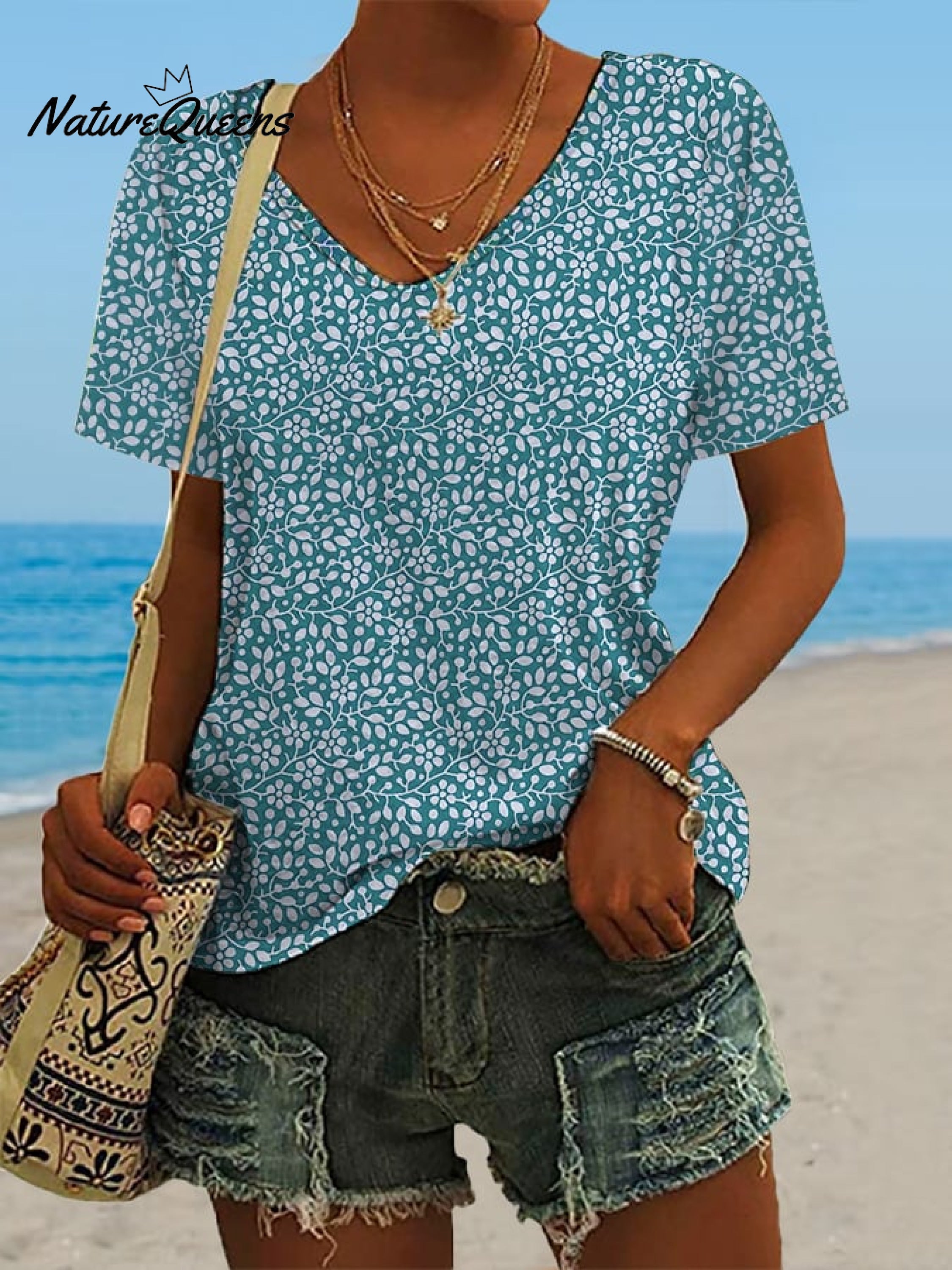 🔥Best Match🔥Women's Hawaiian Vacation Print Casual V-Neck T-Shirt