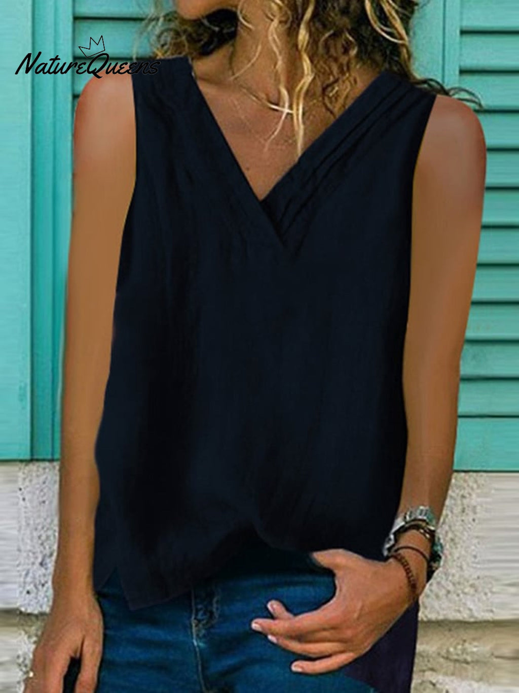 Women's V-Neck Hem Split Sleeveless Shirt