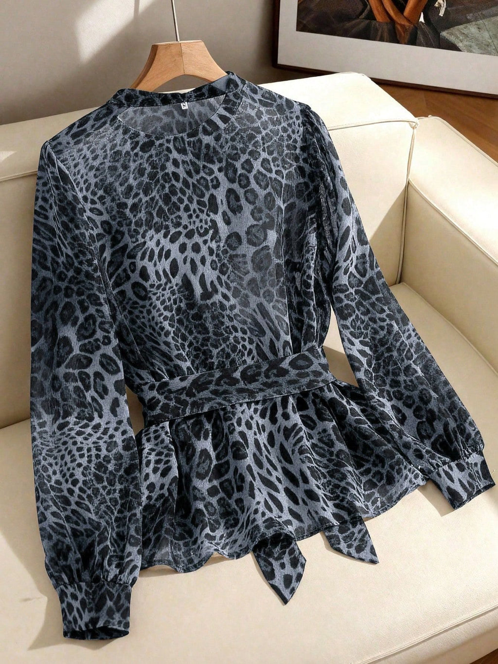 Stylish Leopard Print Chiffon Shirt