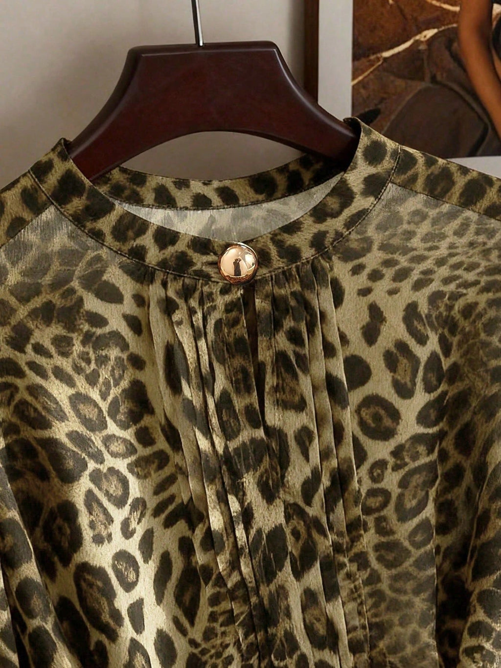 Stylish Leopard Print Chiffon Shirt