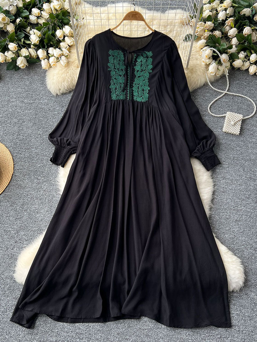 Women's Loose-fit Vacation-style Embroidered Dress